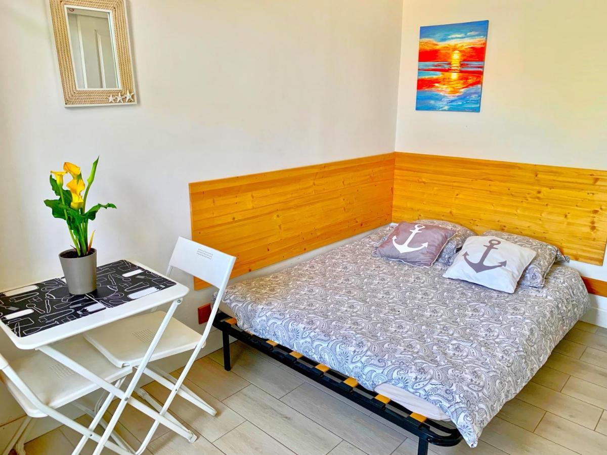 Blue Summer Vibes Mini Studio For Two, Ac, Parking, Beach At 50M, Spa Access -2 La Ciotat Eksteriør bilde